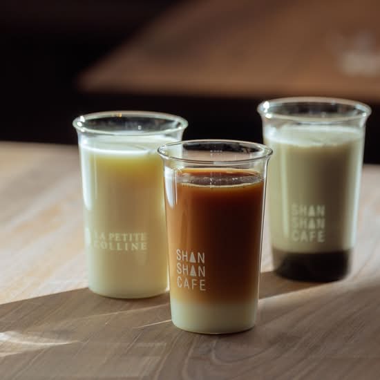 Iced Black Tea Soy Milk 冰豆漿紅茶